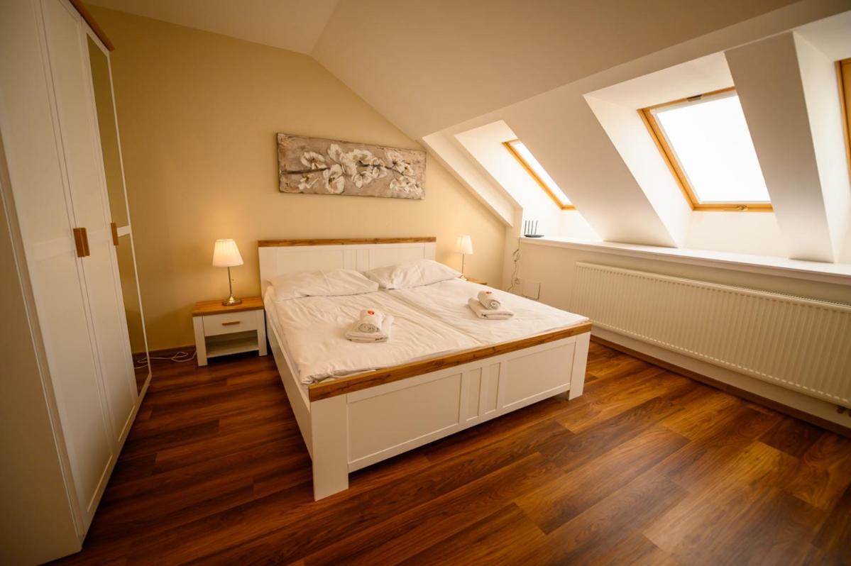 Apartman U Krale - 2 Jičín Exteriör bild