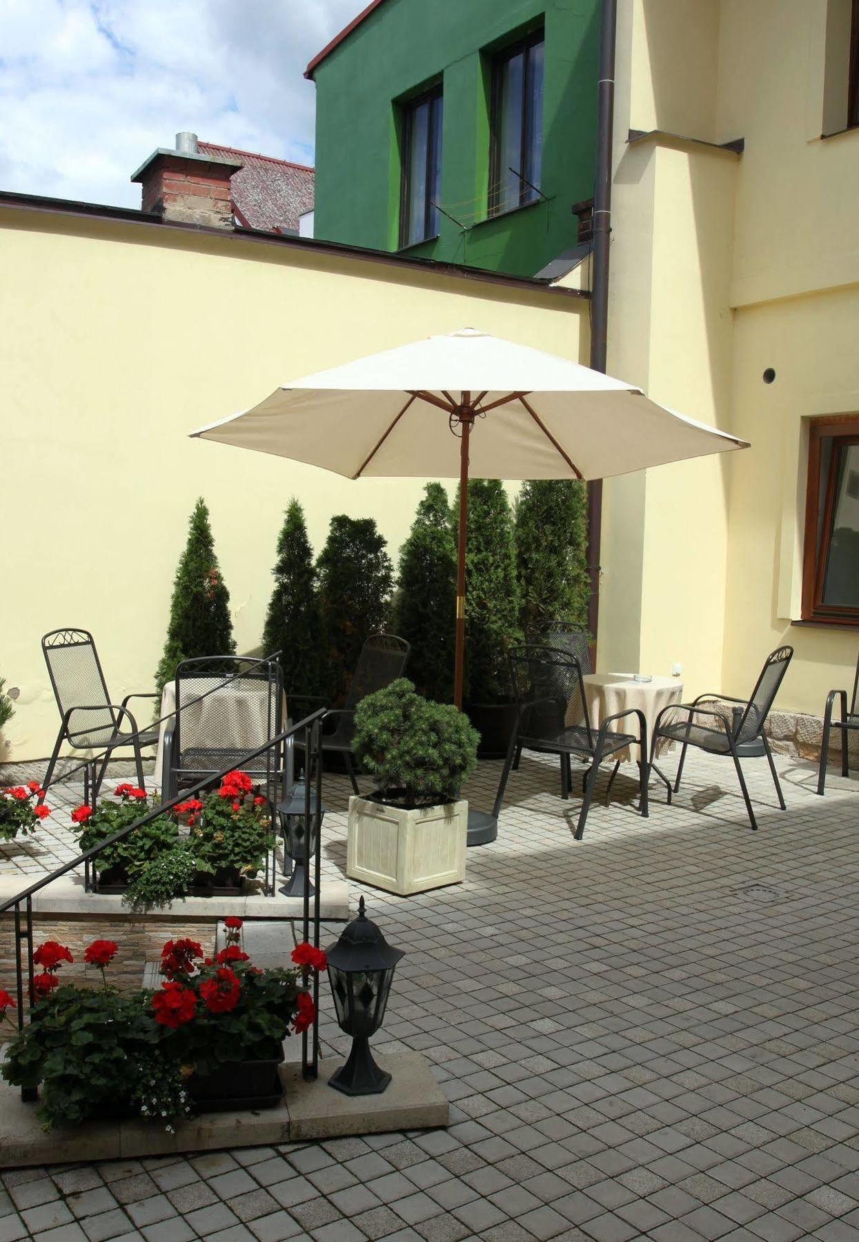 Apartman U Krale - 2 Jičín Exteriör bild
