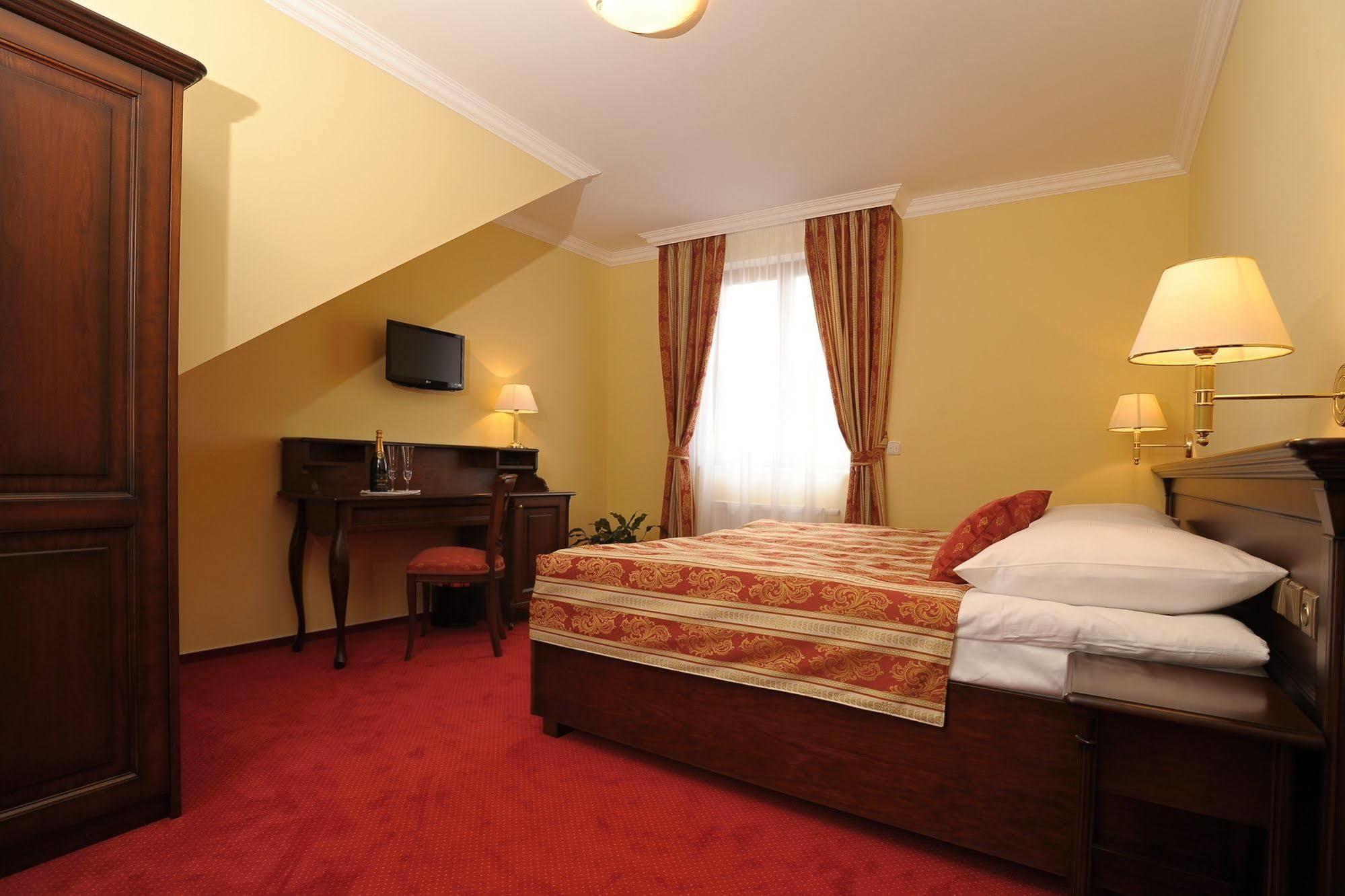 Apartman U Krale - 2 Jičín Exteriör bild